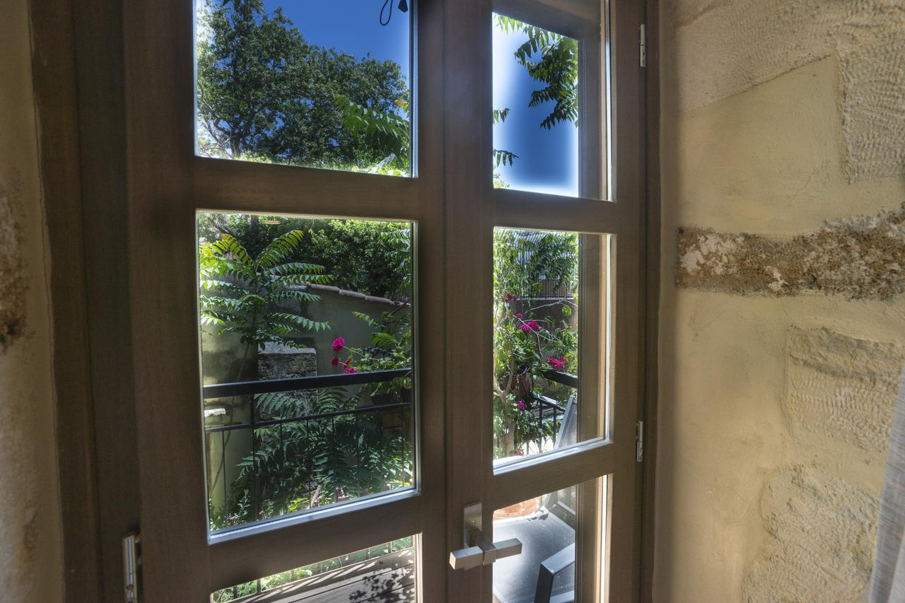11City Rooms Chrissi Akti Chania Exterior foto