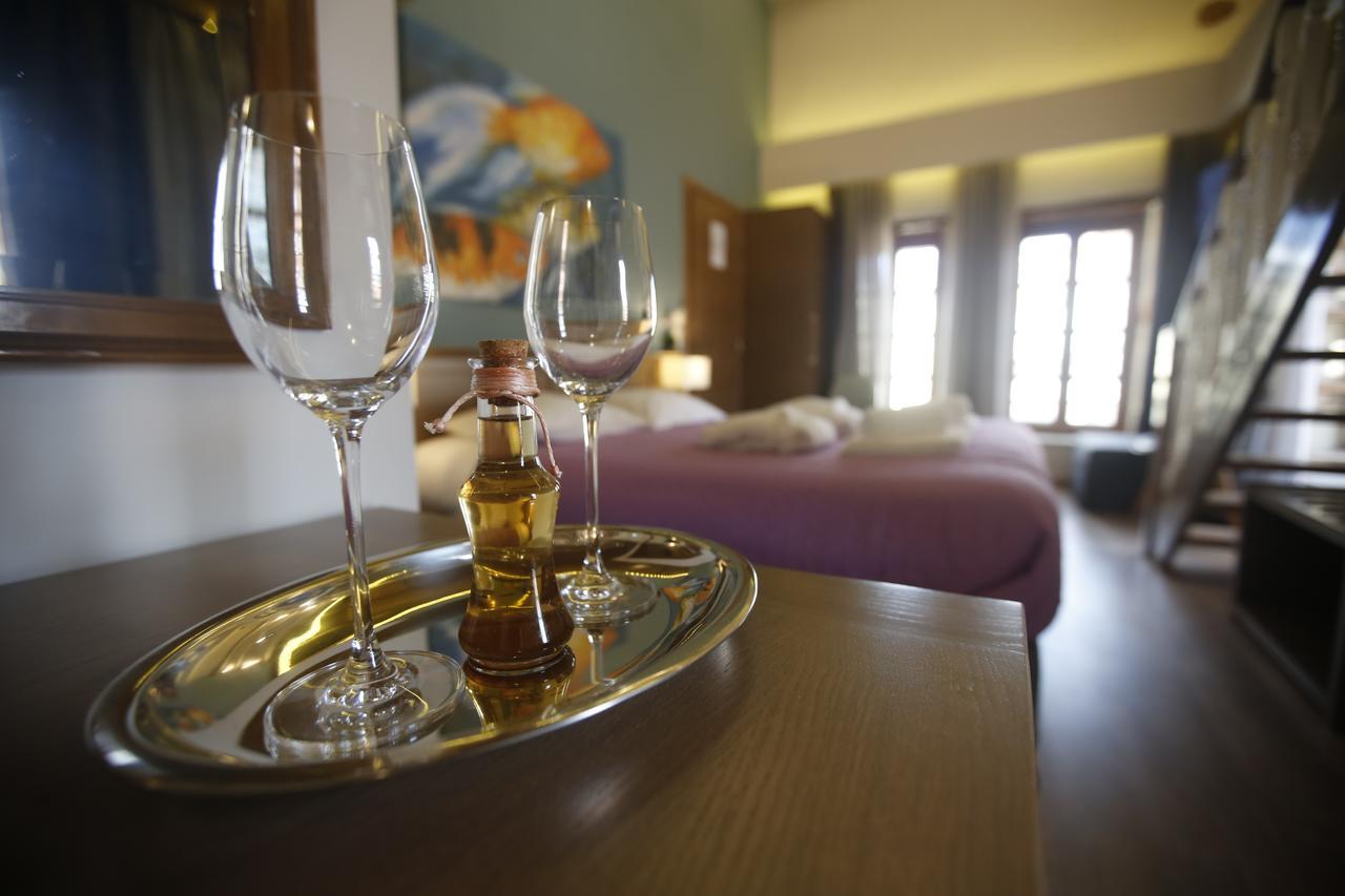 11City Rooms Chrissi Akti Chania Exterior foto