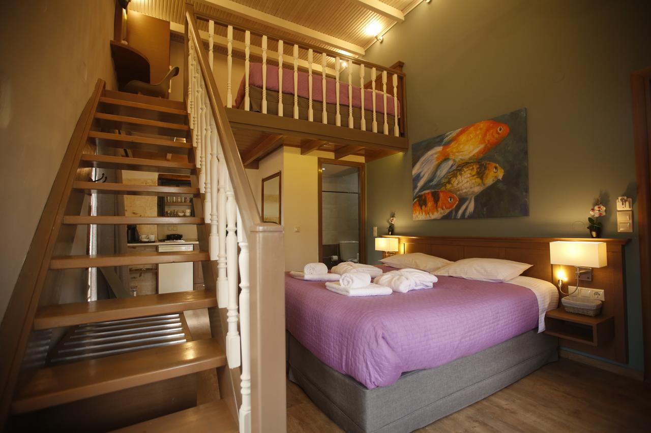 11City Rooms Chrissi Akti Chania Exterior foto